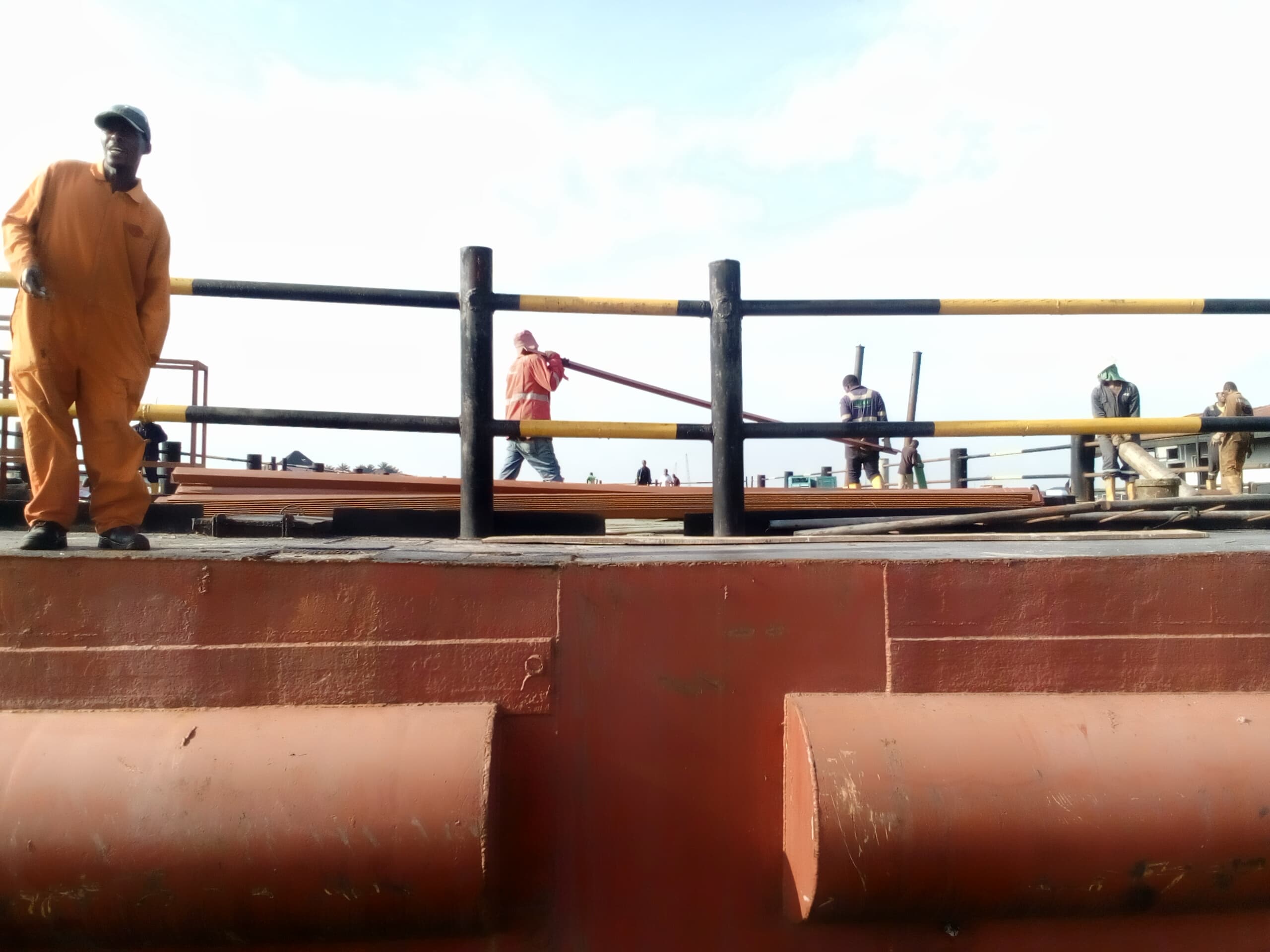 5,000-Ton Barge General Maintenance